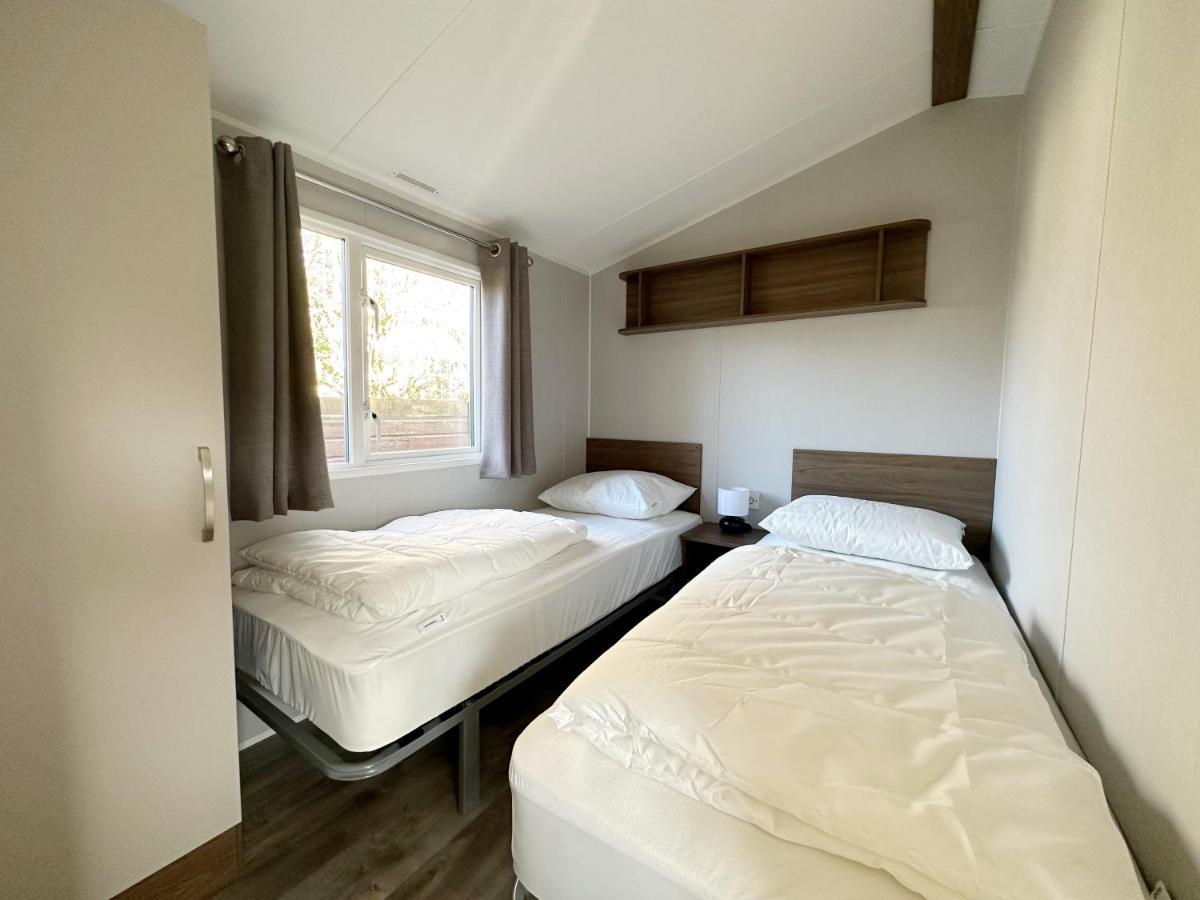 Chalet 550 Op Recreatiepark De Wielen Sint Maarten Dış mekan fotoğraf
